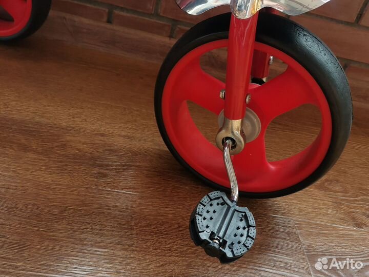 Детский трехколесный велосипед