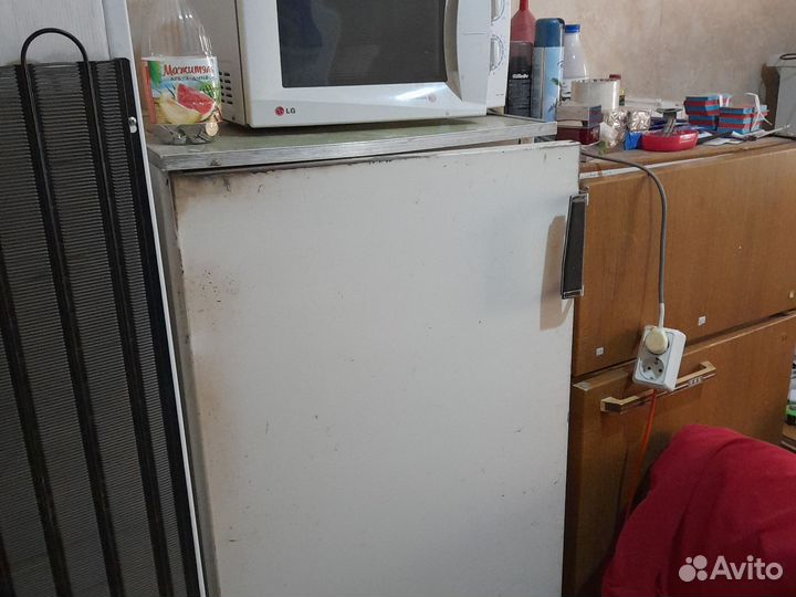 Холодильник бу Полюс-10