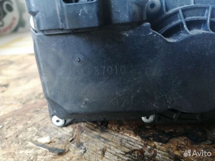 Заслонка дроссельная Toyota Corolla 150, 1.6, 1zrf