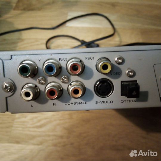 DVD-плеер Majestic DVD 270