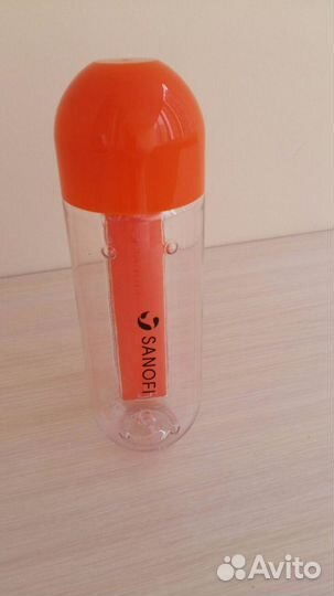 Таблетница с колбой для воды