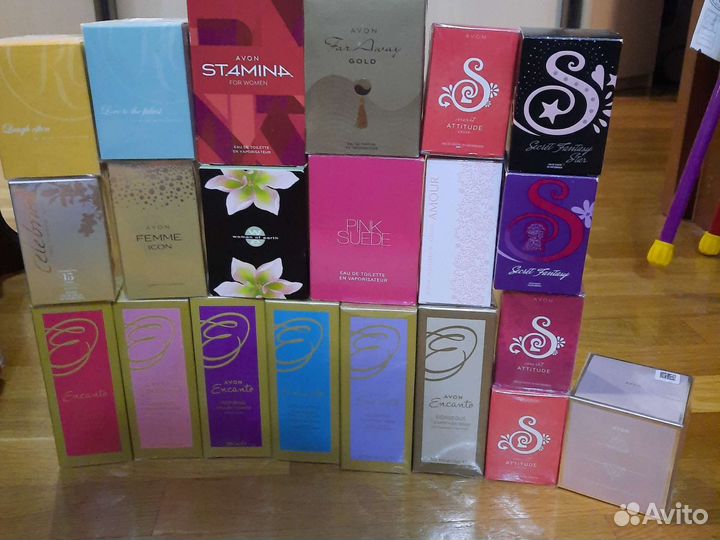 Women,50's glam,Bond Girl 007и Avon Femme раритет