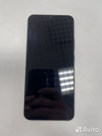 Телефон realme c21