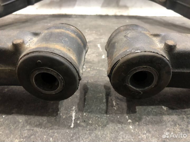 Рычаг задний Mercedes W638 Vito