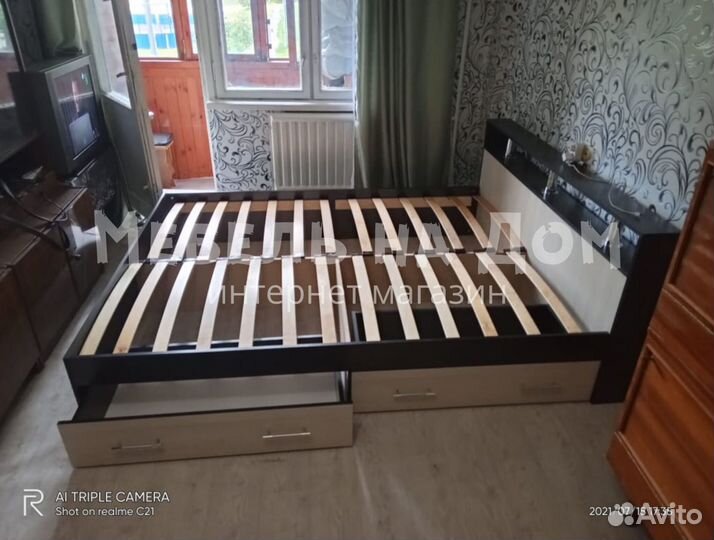 Кровать двухспальная