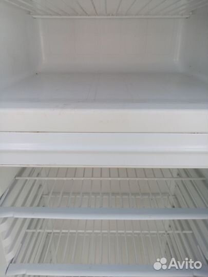 Продаю холодильник индезит