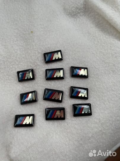 М наклейка на диски bmw