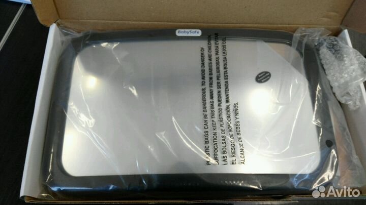 Зеркало контроля ребенка в автомобиле