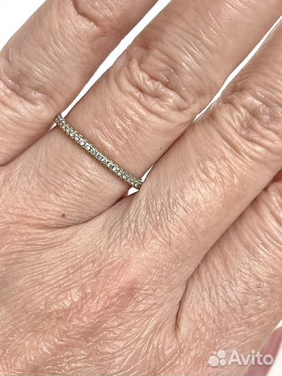 Кольцо из белого золота с бриллиантами