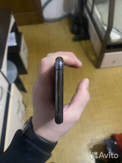 iPhone Xs, 64 ГБ