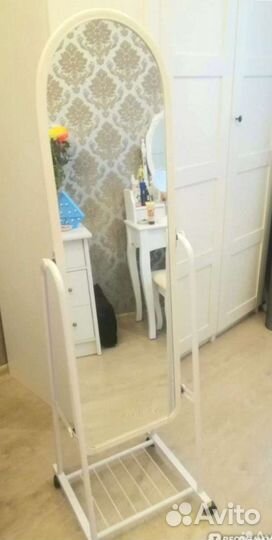 Зеркало на пол