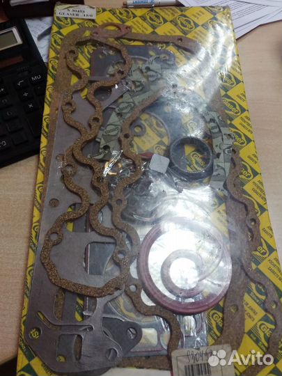 Комплект прокладок двигателя Opel Corsa Kadett E