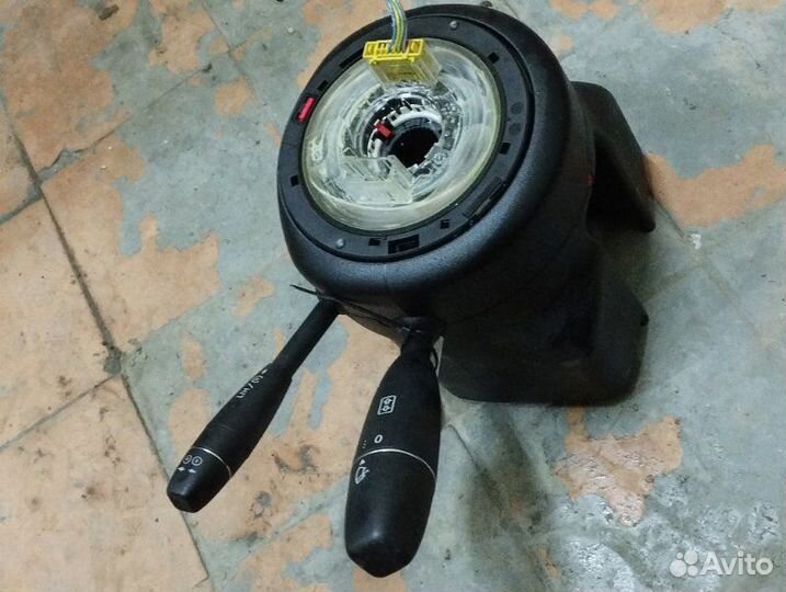 Переключатель подрулевой Mercedes Benz C200 W204