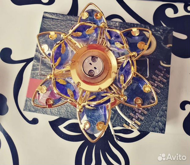 Светильник потолочный встраиваемый