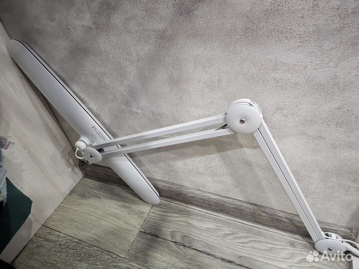 Лампа настольная