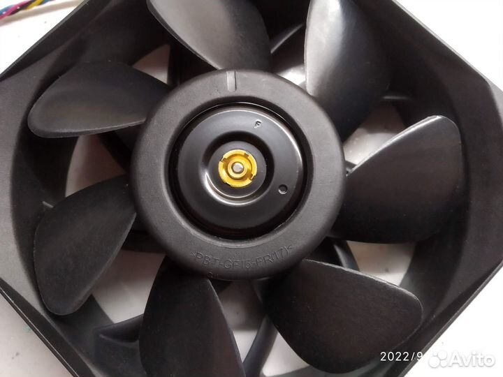 Вентиляторы Delta QFR1212GHE 120mm