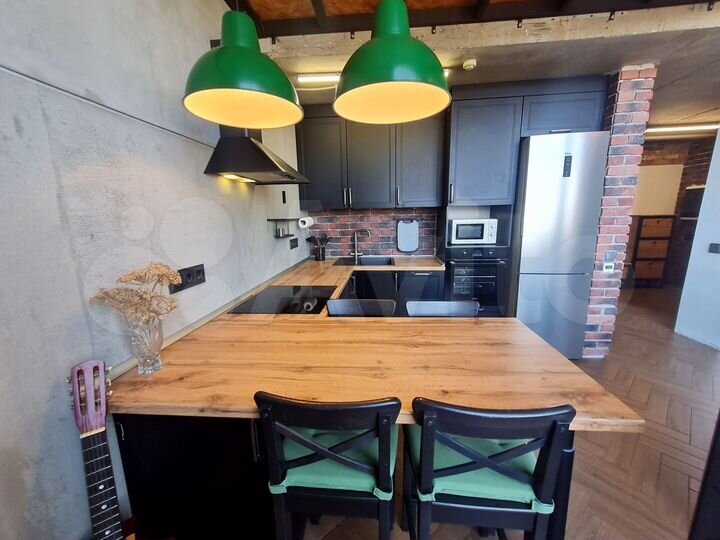 2-к. квартира, 63 м², 8/8 эт.