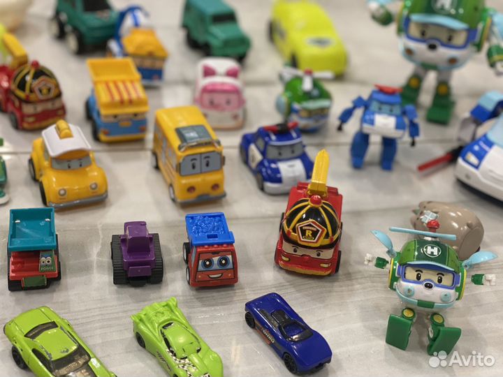 Игрушки машинки пакетом поли робокар