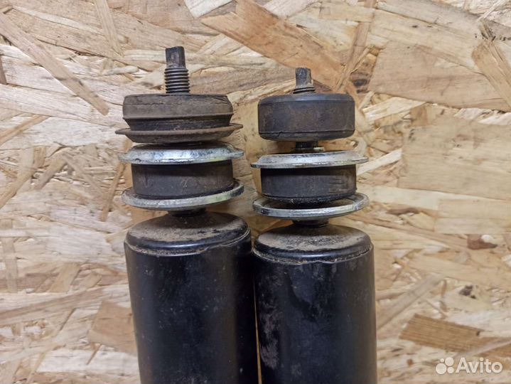 Амортизаторы передние Great Wall Safe