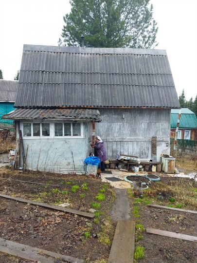 Дом 24 м² на участке 6 сот.