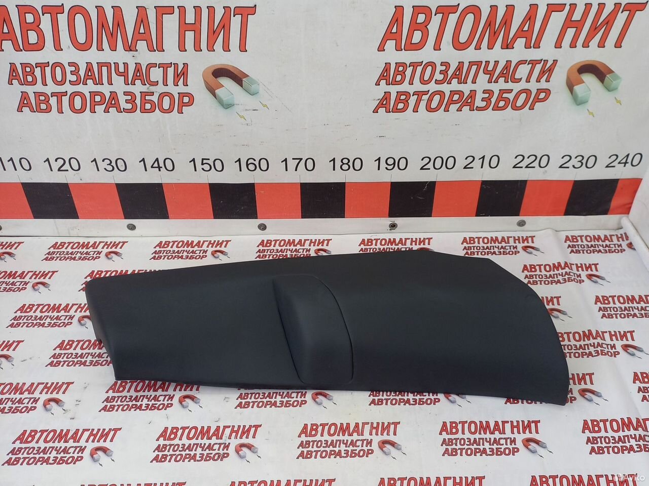 Обшивка салона задняя правая Lixiang L7