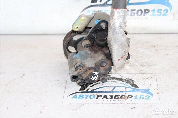 Насос гидроусилителя Nissan Cefiro A33 VQ20DE