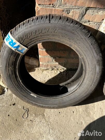 Viatti Strada Asimmetrico 185/65 R15