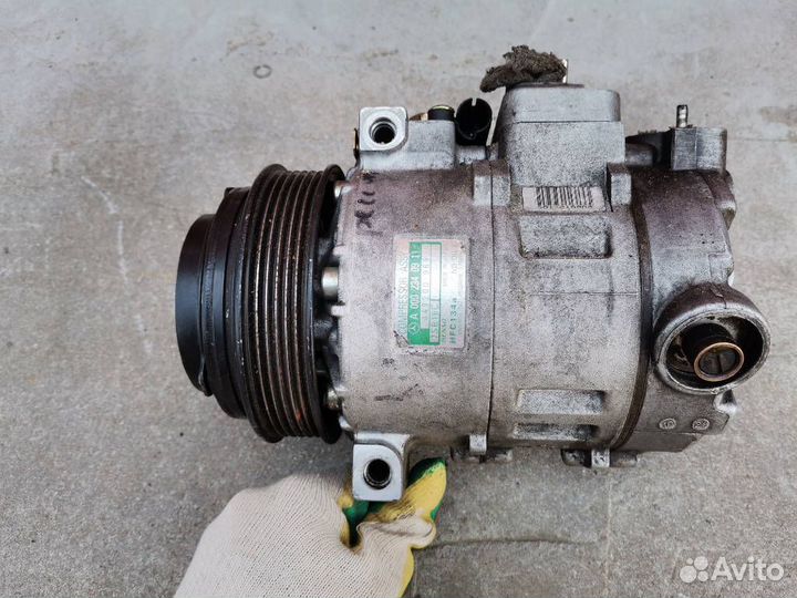 Компрессор кондиционера A0002302011 Mercedes-Benz