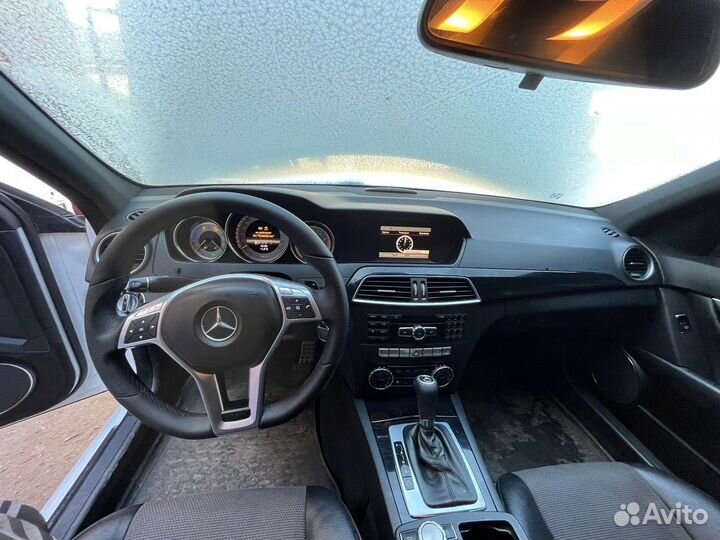 Автозапчасти Mercedes Benz W204 C180 рестайлинг