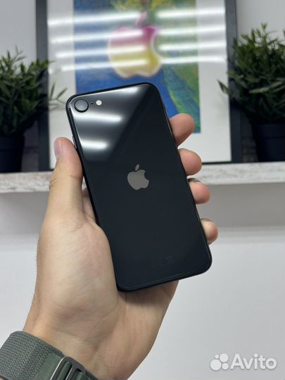 iPhone SE (2020), 64 ГБ