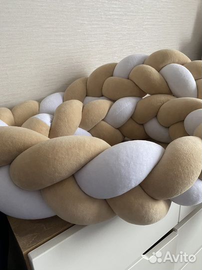 Бортики в кроватку косичка