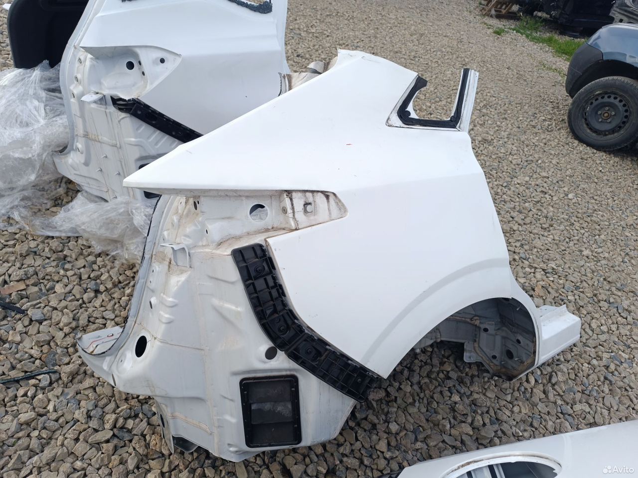 Крыло заднее правое Changan Uni-K Уни К