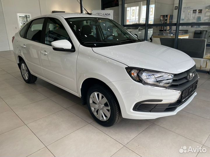 LADA Granta 1.6 МТ, 2023