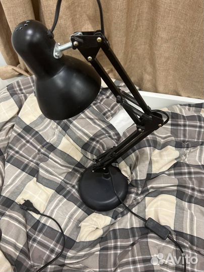 Лампа настольная