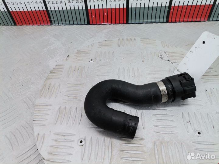 Патрубок вентиляции картера BMW 7
