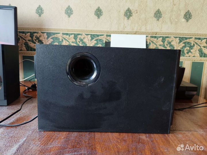 Музыкальная система 2.1