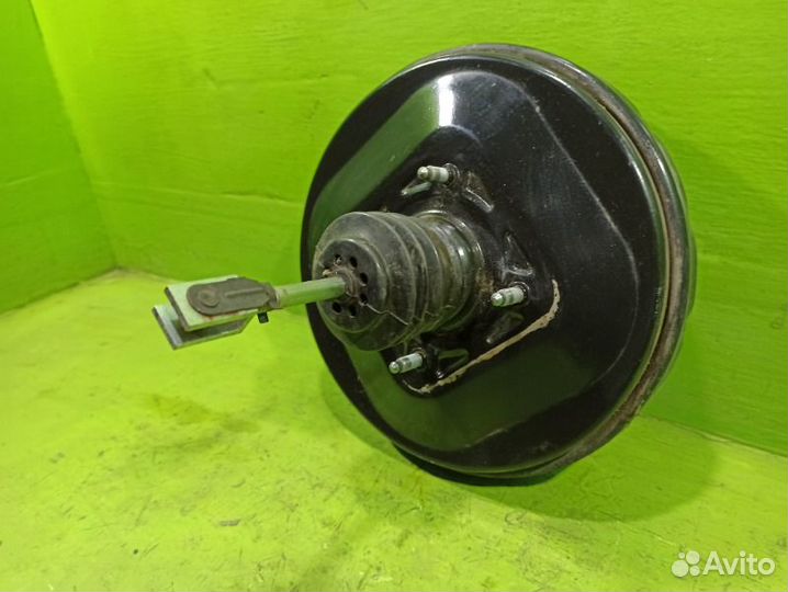 Вакуумный усилитель тормозов Renault Logan седан