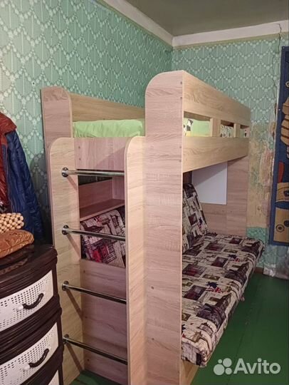 Двухъярусная кровать с диваном бу