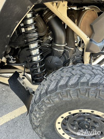 BRP Can-Am Maverick X3 X RC 72