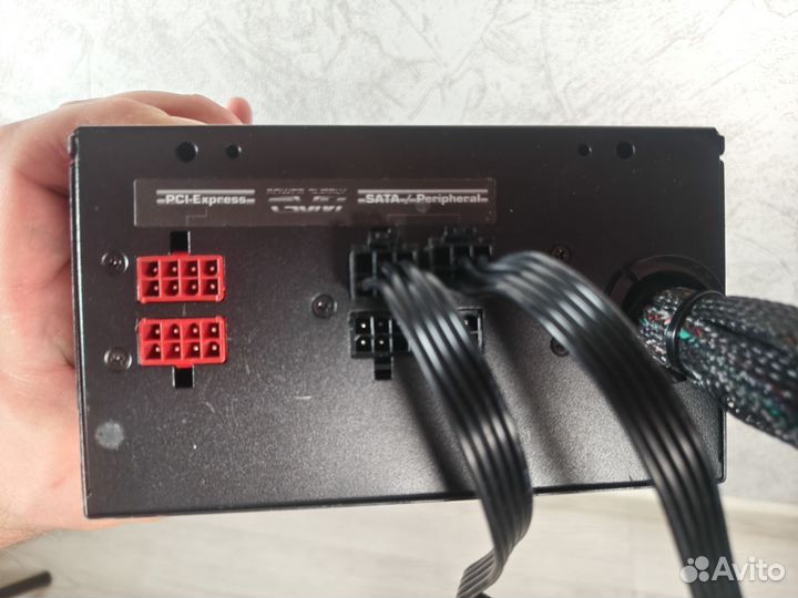 Zalman ZM-1000GVM блок питания для пк