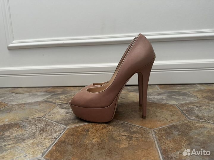 Туфли женские бежевые 38 размер натуральная кожа