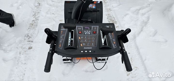 Снегоуборщик