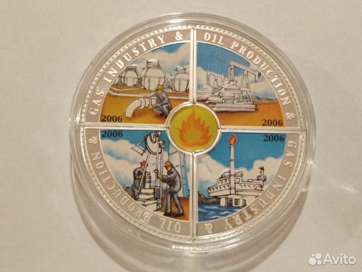 4-е полунцевых, серебро 999. Острова Кука