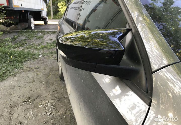 Накладка на зеркала Skoda Rapid