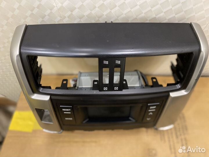 Монитор Toyota Land Cruiser Prado 150