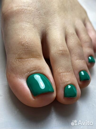 Педикюр с покрытием