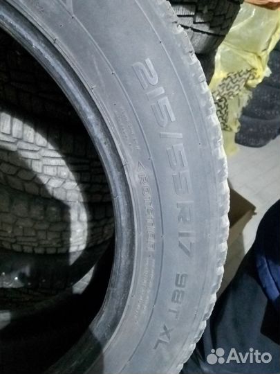 Nokian Tyres Hakkapeliitta 8 SUV 215/55 R17