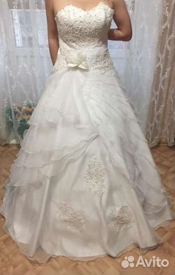 Платье свадебное