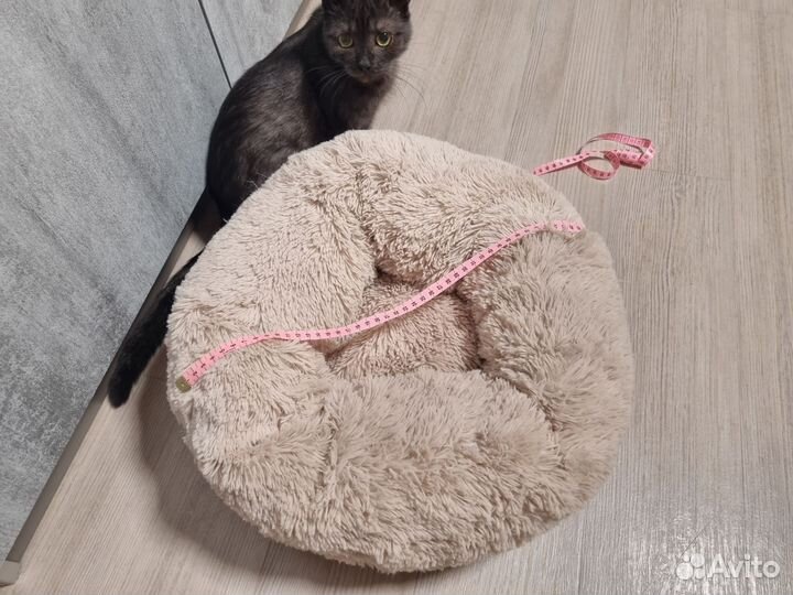 Лежанка для животных б/у