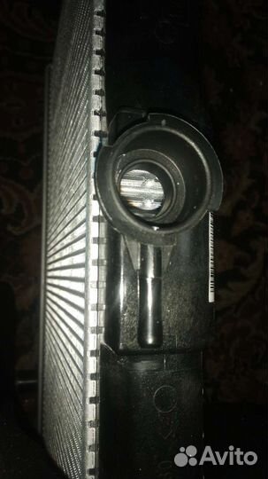 Радиатор охлаждения Ховер 2,3,5 и другое оригинал